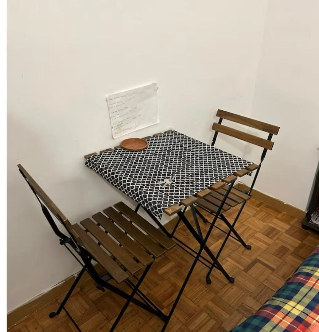 Habitación en casa particular Habitacion Doble Privada En Figueres