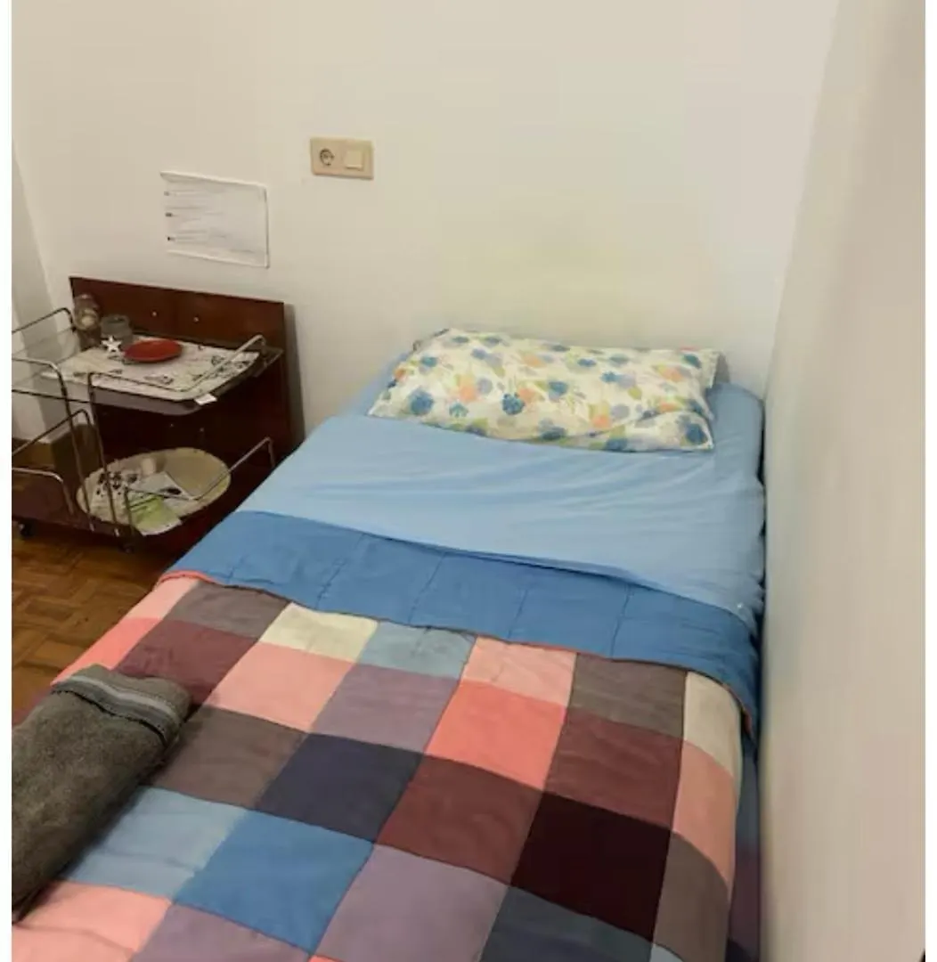 Habitacion Doble Privada En Figueres 0*, Figueras España
